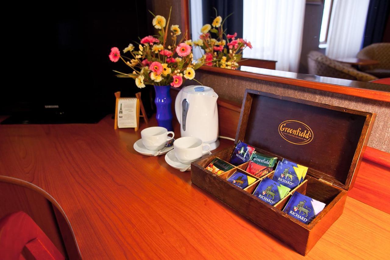 Luna Hotel คีชีเนา ภายนอก รูปภาพ