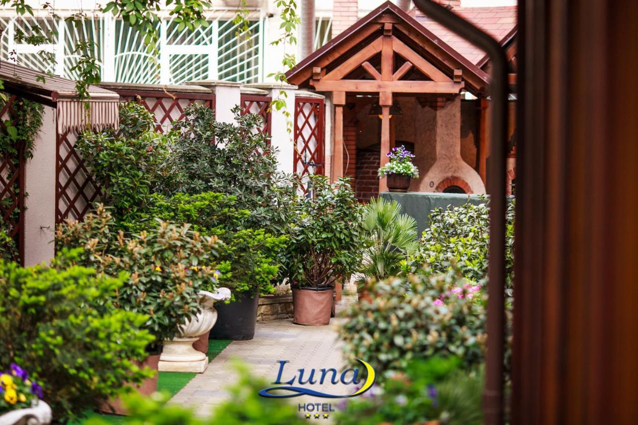 Luna Hotel คีชีเนา ภายนอก รูปภาพ